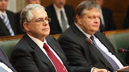 Ολοκληρώθηκε η συνάντηση Παπαδήμου-Βενιζέλου