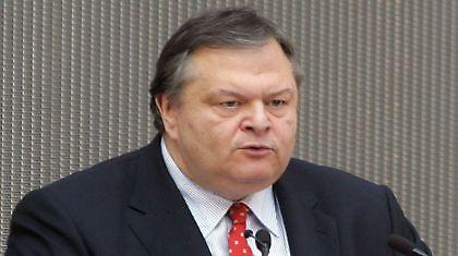 «Έλα στο θείο…»