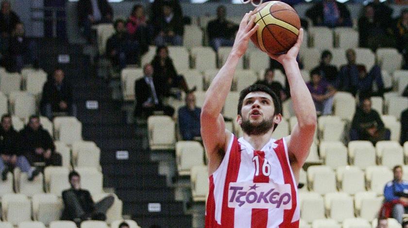 Παπανικολάου: «Συγκεντρωμένοι για τον τελικό»