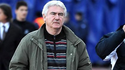 Κατσαβάκης: «Άδικη η αποβολή του Αραβίδη»