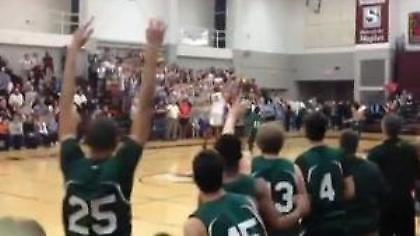 Ο προπονητής ακύρωσε το νικητήριο καλάθι της ομάδας του (Video)