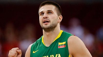 Κεμζούρα: «Θέλει να παίξει ο Κλέιζα»