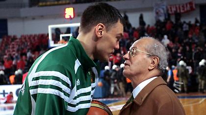 Θ. Γιαννακόπουλος: «Τα παιδιά με έστειλαν στα ουράνια»