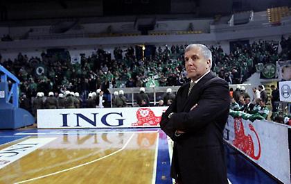 Ομπράντοβιτς: «Άξιζε τη νίκη και ο Ολυμπιακός»