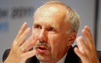 «Για την ώρα δεν χρειάζεται τρίτο πακέτο η Ελλάδα»