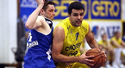 «Έκλεισε» Σίμον η Ουνικάχα