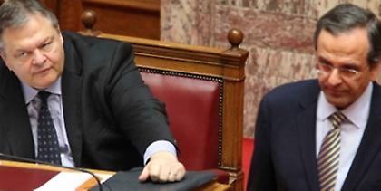 O Βενιζέλος μπροστά στο κενό,ο Σαμαράς πριν την προσγείωση