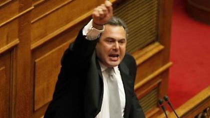 Λαϊκιστικός «κλώνος» του Καρατζαφέρη ο Καμμένος