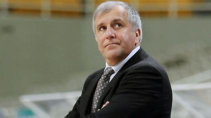 Ομπράντοβιτς: «Δεν αξίζει να σχολιάσω τον Αγγέλου»