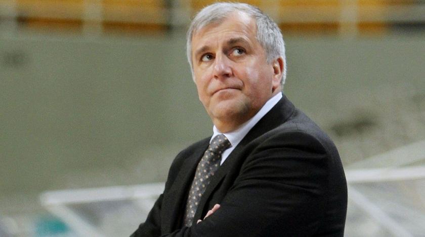 Ομπράντοβιτς: «Δεν αξίζει να σχολιάσω τον Αγγέλου»