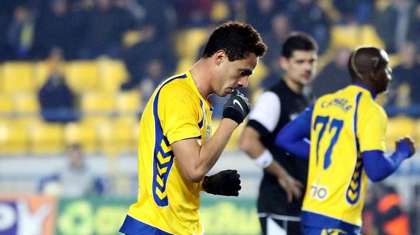 Τα παίζει όλα για όλα!