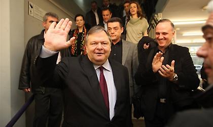 Ραντεβού στις κάλπες