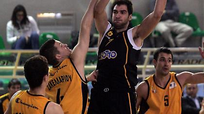 Τέσσερις σερί και συνεχίζει…