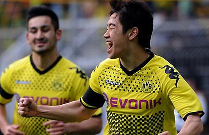 Μεγάλες νίκες για Ντόρτμουντ και Γκλάντμπαχ