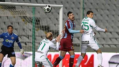 Πρώτη και περιμένει!