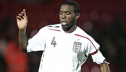 Ολοένα και καλύτερα ο Μουάμπα!