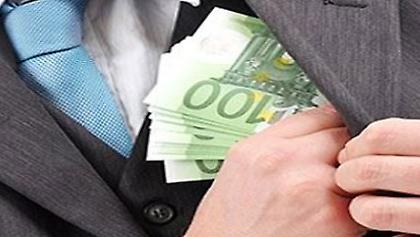 Μοίραζαν ψίχουλα και έχτιζαν βίλες, αλλά κανείς δεν ήξερε… Πόσο μας δουλεύουν;