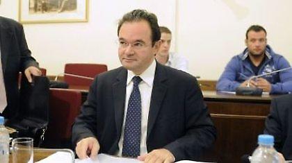 Βολές Παπακωνσταντίνου κατά ΝΔ στη Βουλή