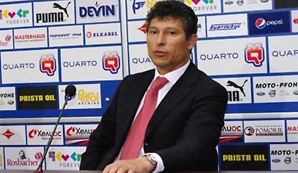 Αναλαμβάνει τη «Λάουτερν» ο Μπάλακοφ