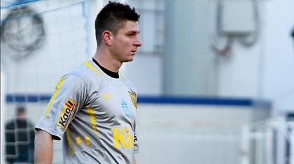 Κρατούν τον Βελλίδη!