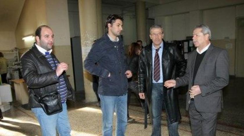 Κάτι «τρέχει» με την αδειοδότηση