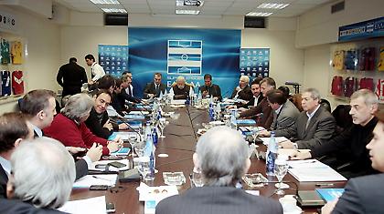 Παίζεις και… χωρίς άδεια!