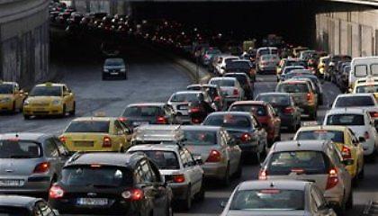 Ουρές χιλιομέτρων στην Κηφισίας