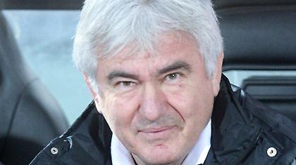 Κατσαβάκης: «Δεν υπάρχει πέναλτι και αποβολή»