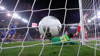 Αυτή την κομπίνα που «τρώνε» δύο στην αρχή, να την ξανακάνουν!