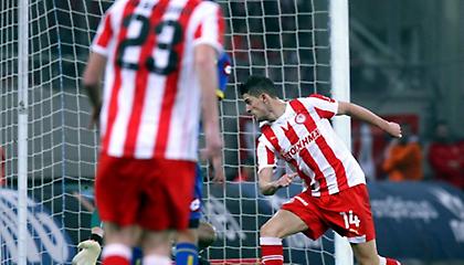 Το έχει ξανακάνει! (videos)