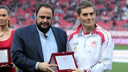 «Είναι συγκλονιστικό να παίρνεις πρώτος την φλόγα»