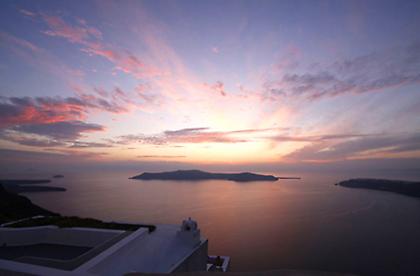 Afroessa: η πρόταση για τη Σαντορίνη