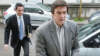 Αντίο με… παράκληση