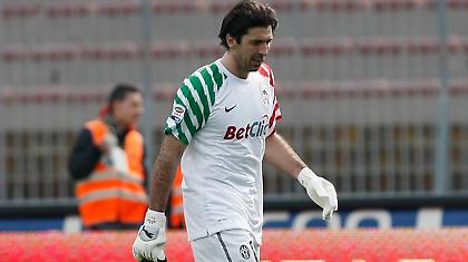 «Δένει»  Μπουφόν η Γιουβέντους!