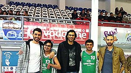 Δίπλα στον Ζέφυρο