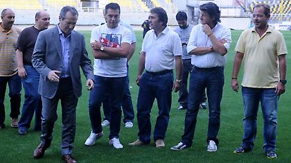 Πρώτα η άδεια!