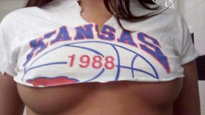 Πήγαν στο Final 4 με διαφορά… στήθους (pics)