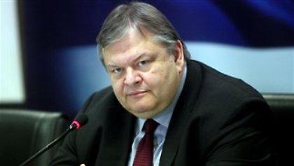 Σε «παροξυσμό λαϊκισμού» η Νέα Δημοκρατία