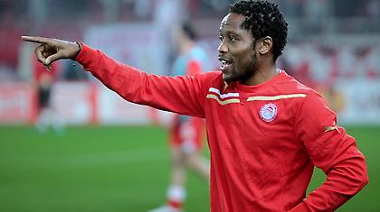 «Υποχωρεί» και ο Μακούν