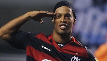 «Ψάχνουν» το ίδρυμα του Ροναλντίνιο