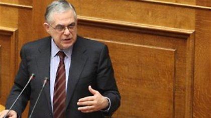 «Δεν μπορεί να υπάρξει δέσμευση ότι δεν θα μειωθούν ξανά μισθοί και συντάξεις»