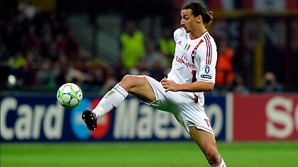 Bήμα τίτλου με φόντο το ντέρμπι