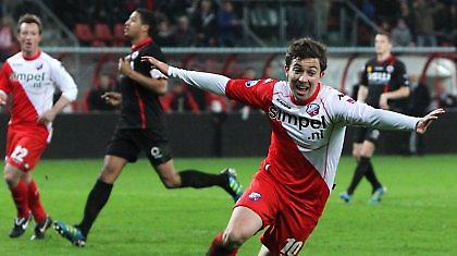 Μακριά και… αγαπημένοι!