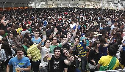 Δεν άφησαν να κοιμηθεί την Ρεάλ! (video)