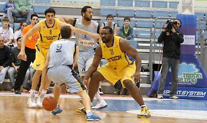 Νίκησε και την απογοήτευση η Μακάμπι