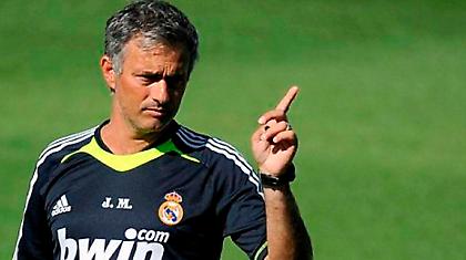 Μουρίνιο: «Από… άλλο κόσμο το γκολ του Μπενζεμά»