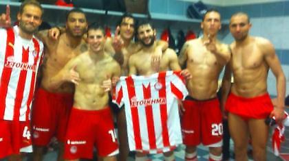 Χαμός στα αποδυτήρια του Ολυμπιακού! (pic)