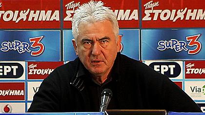 Κατσαβάκης: «Υπάρχει πέναλτι στον Κυβελίδη»