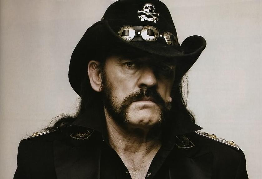Ο Lemmy θέλει πίσω το jacket του!