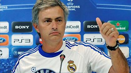 Μουρίνιο: «Δεν θα δω τον αγώνα της Μπαρτσελόνα»